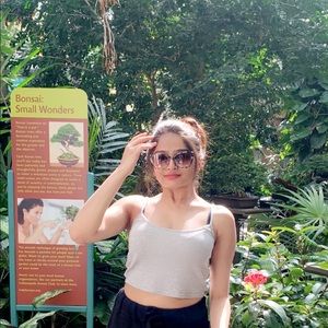 Meet your Posher, Parita